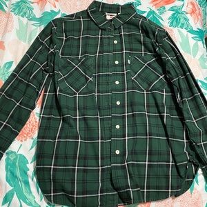 Levi’s Button Down Shirt